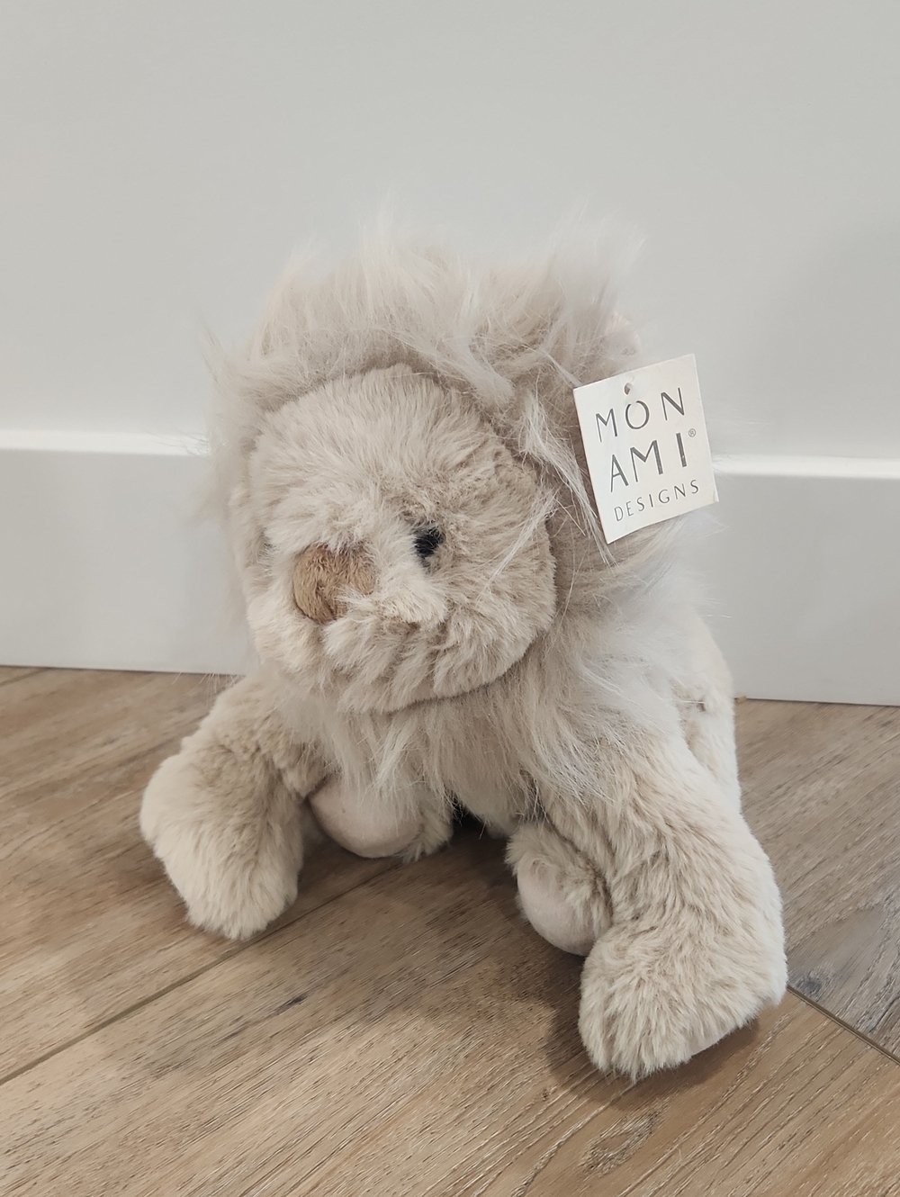 Mon Ami Zuri Floppy Plush Lion in Light Beige Kids Baby Stuffed Animal NWT